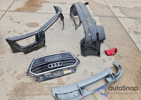 2019 Audi A3 Premium Plus z USA, uszkodzony, nr VIN WAUGUGFF9KA088256